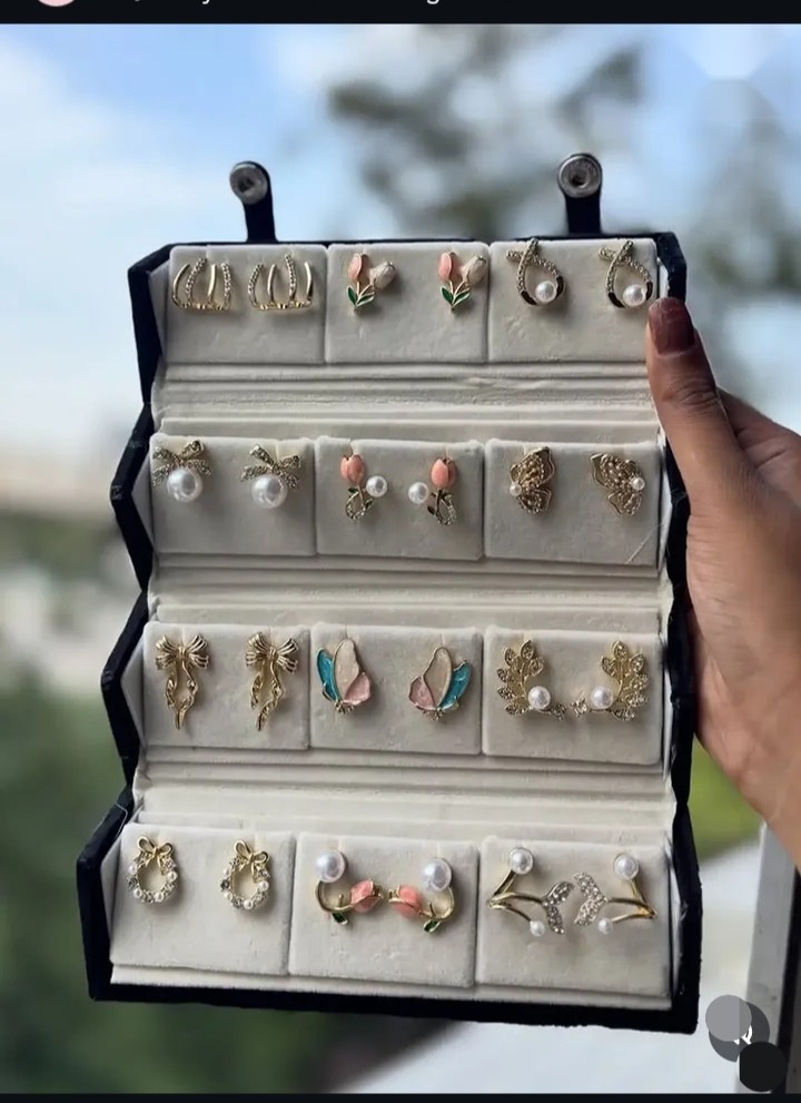 Everyday Studs Collection — 12 Pairs